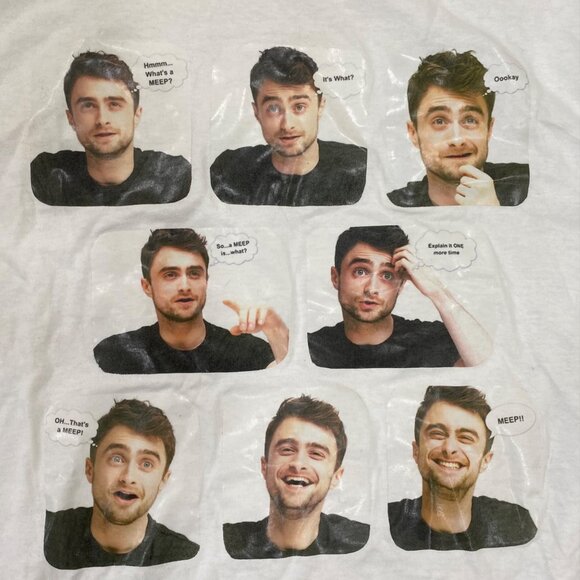 Daniel Radcliffe Meme White Graphic Tee Medium Gildan Heavy Cotton Pre-Shrunk - Picture 2 of 5